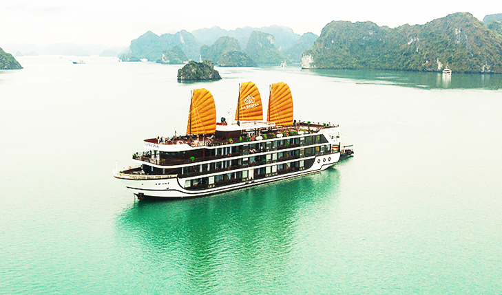 Du thuyền La Regina Legend Vịnh Lan Hạ 2 ngày 1 đêm