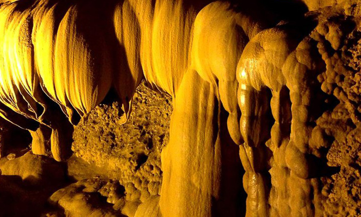 Cao nguyên đá Đồng Văn - Bản Giốc - Động Ngườm Ngao 4 ngày 3 đêm