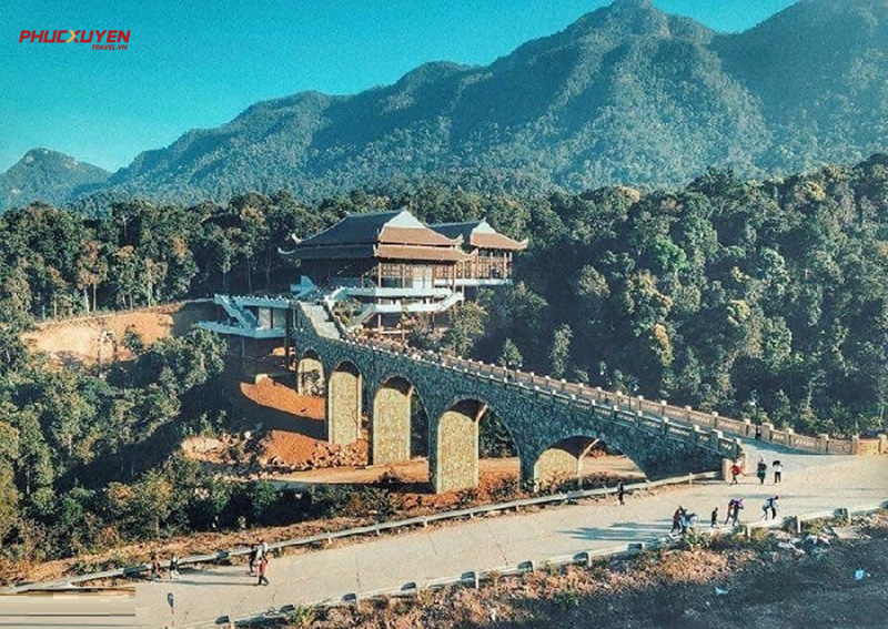 Tour Hạ Long - Yên Tử 2 ngày 1 đêm