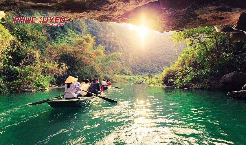 Tour du lịch tham quan Hà Nội - Bái Đính - Tràng An - Hang Múa